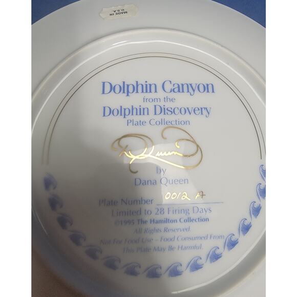 Dolphin Plate "Dolpin Canyon" by Dana Queen for The Hamilton Collection 1995 - Picture 4 of 5